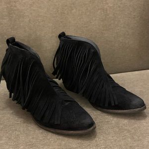 Coconuts By Matisse Lambert Fringe Bootie Sz 8M